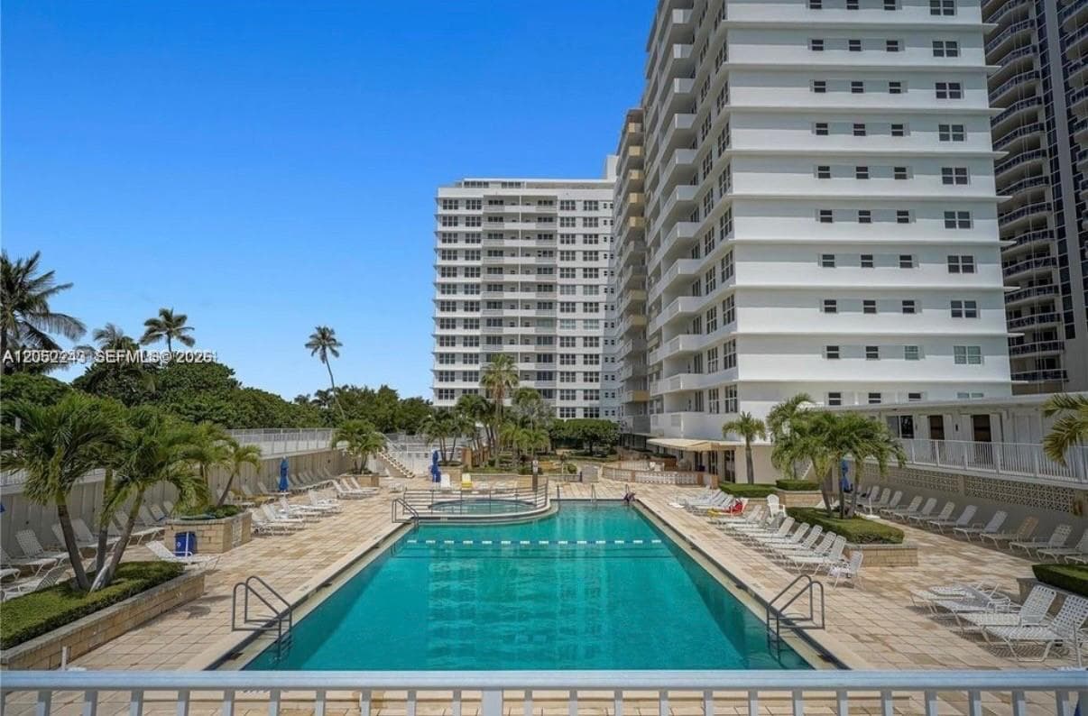 4747 Collins Ave # 708, Miami Beach FL 33140