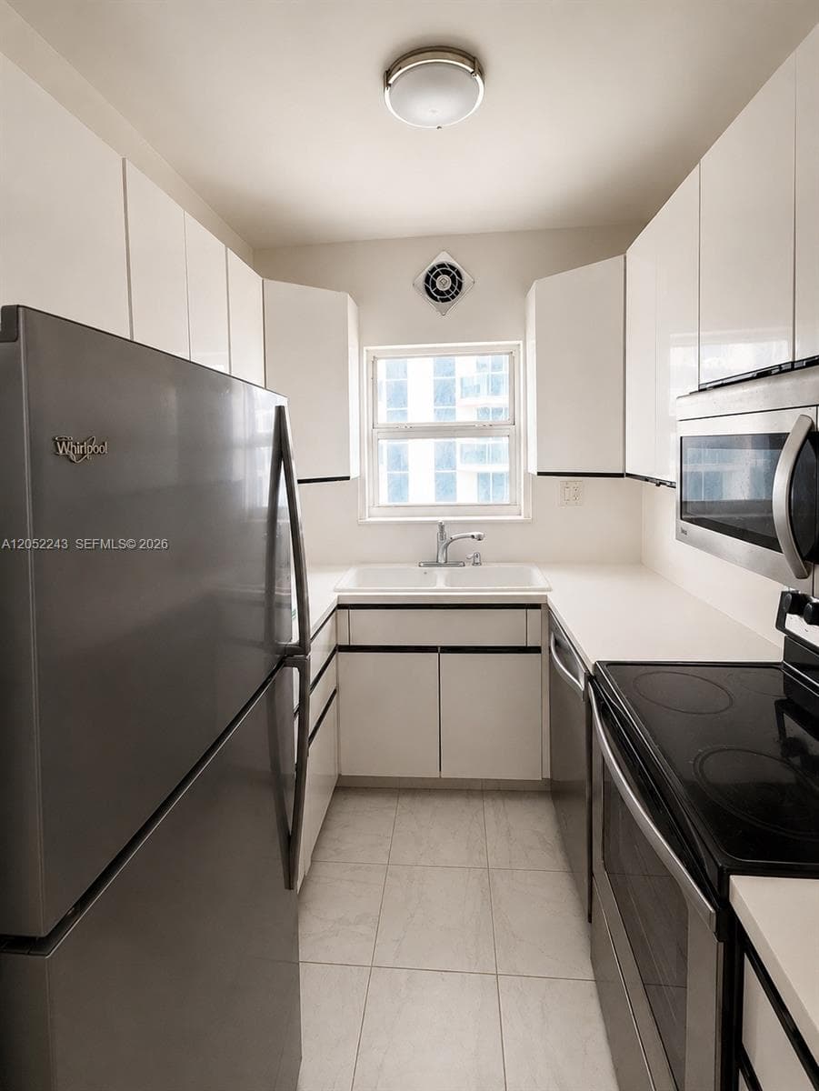 4747 Collins Ave # 708, Miami Beach FL 33140