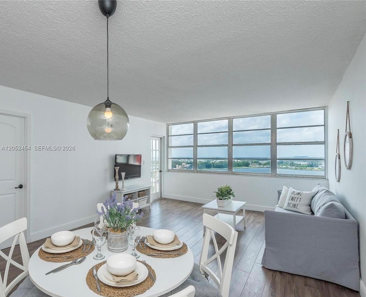 1301 NE Miami Gardens Dr # 1522W, Miami FL 33179