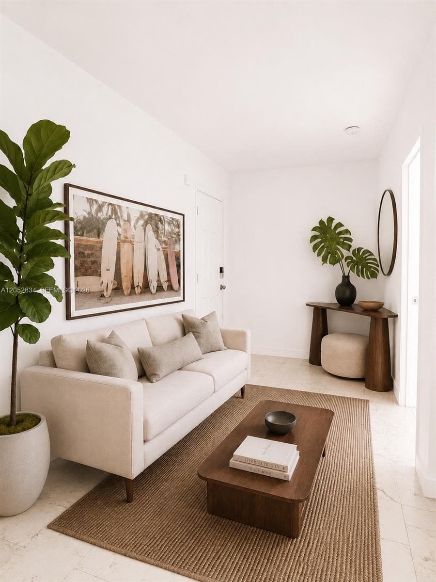 1526 Pennsylvania Ave # 18, Miami Beach FL 33139