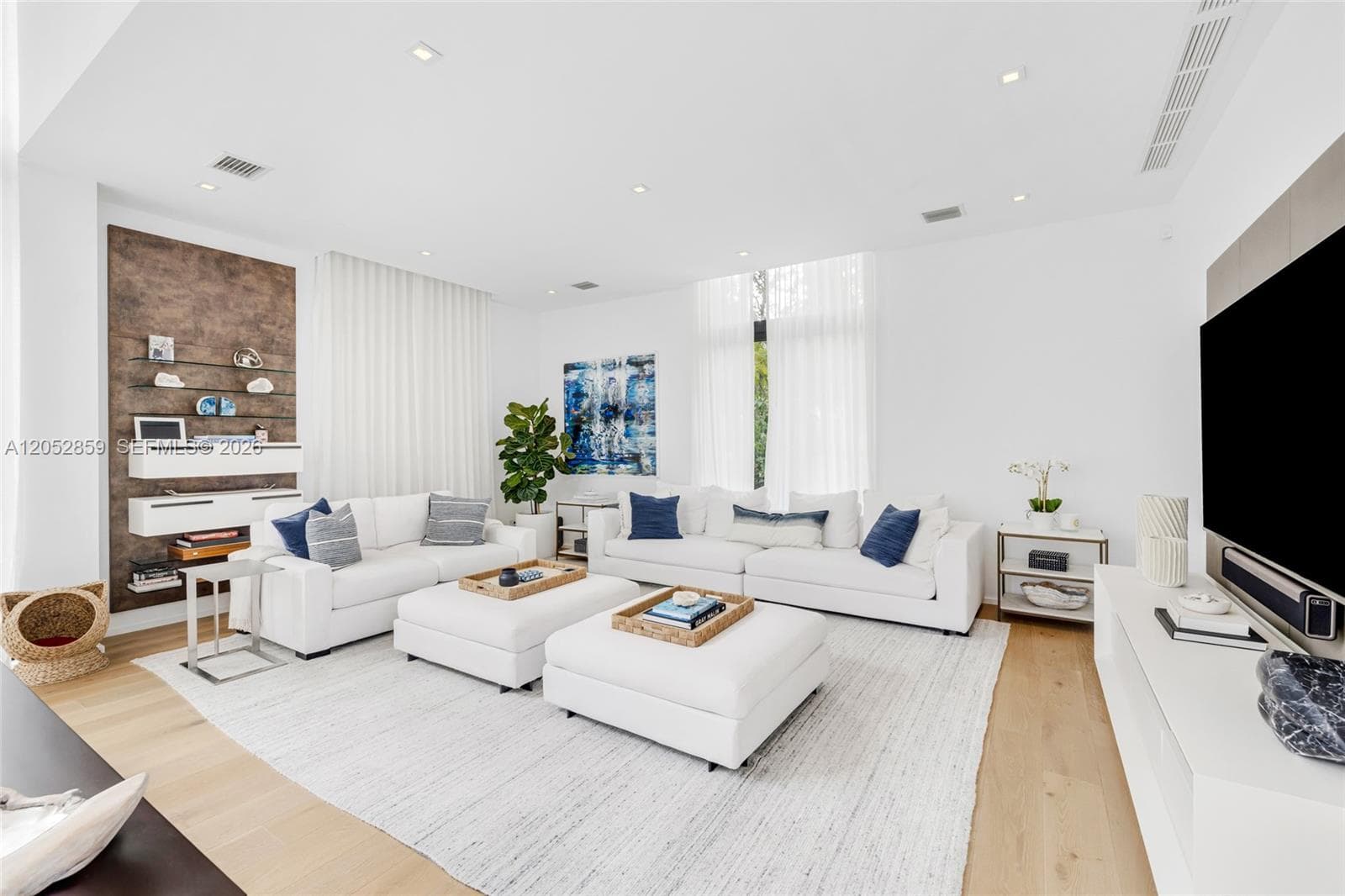 4515 N Michigan Ave, Miami Beach FL 33140