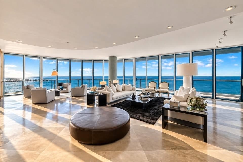 100 S Pointe Dr # 2905, Miami Beach FL 33139