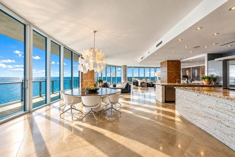 100 S Pointe Dr # 2905, Miami Beach FL 33139