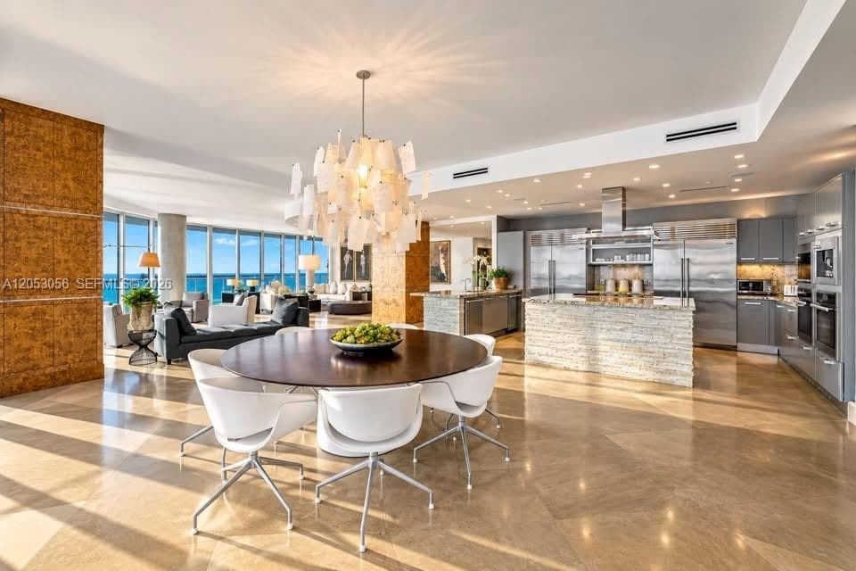 100 S Pointe Dr # 2905, Miami Beach FL 33139