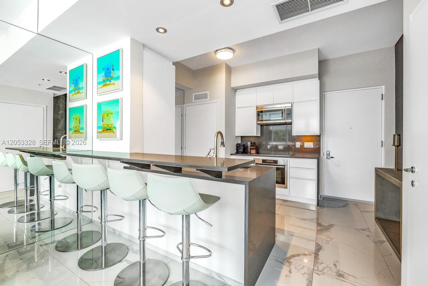 50 S Pointe Dr # 510, Miami Beach FL 33139