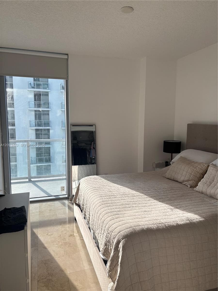 1050 Brickell Ave # 2910, Miami FL 33131