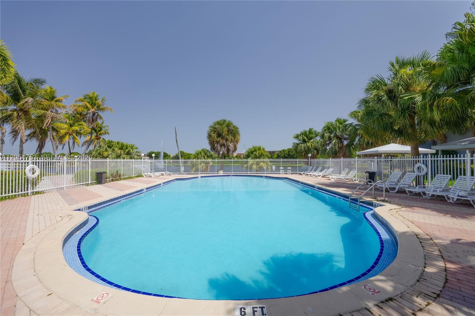 9365 Fontainebleau Blvd # E205, Miami FL 33172