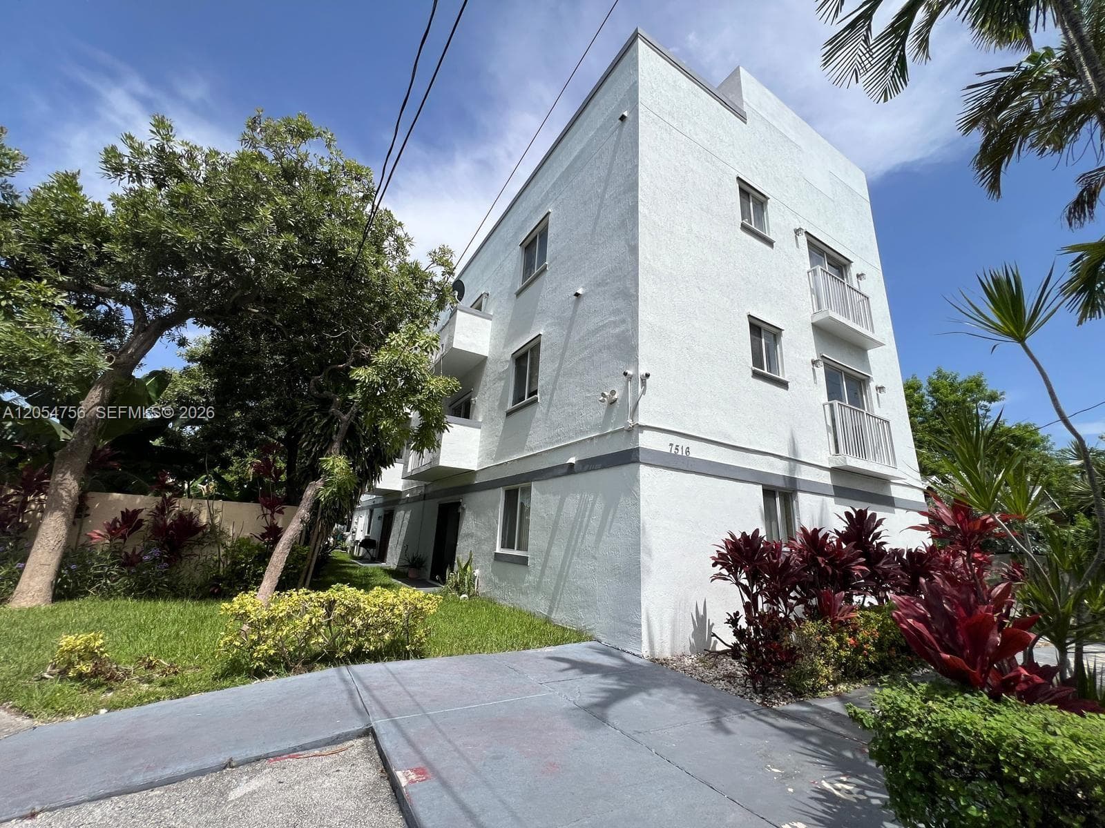 7516 NE 1st Ave # 203, Miami FL 33138