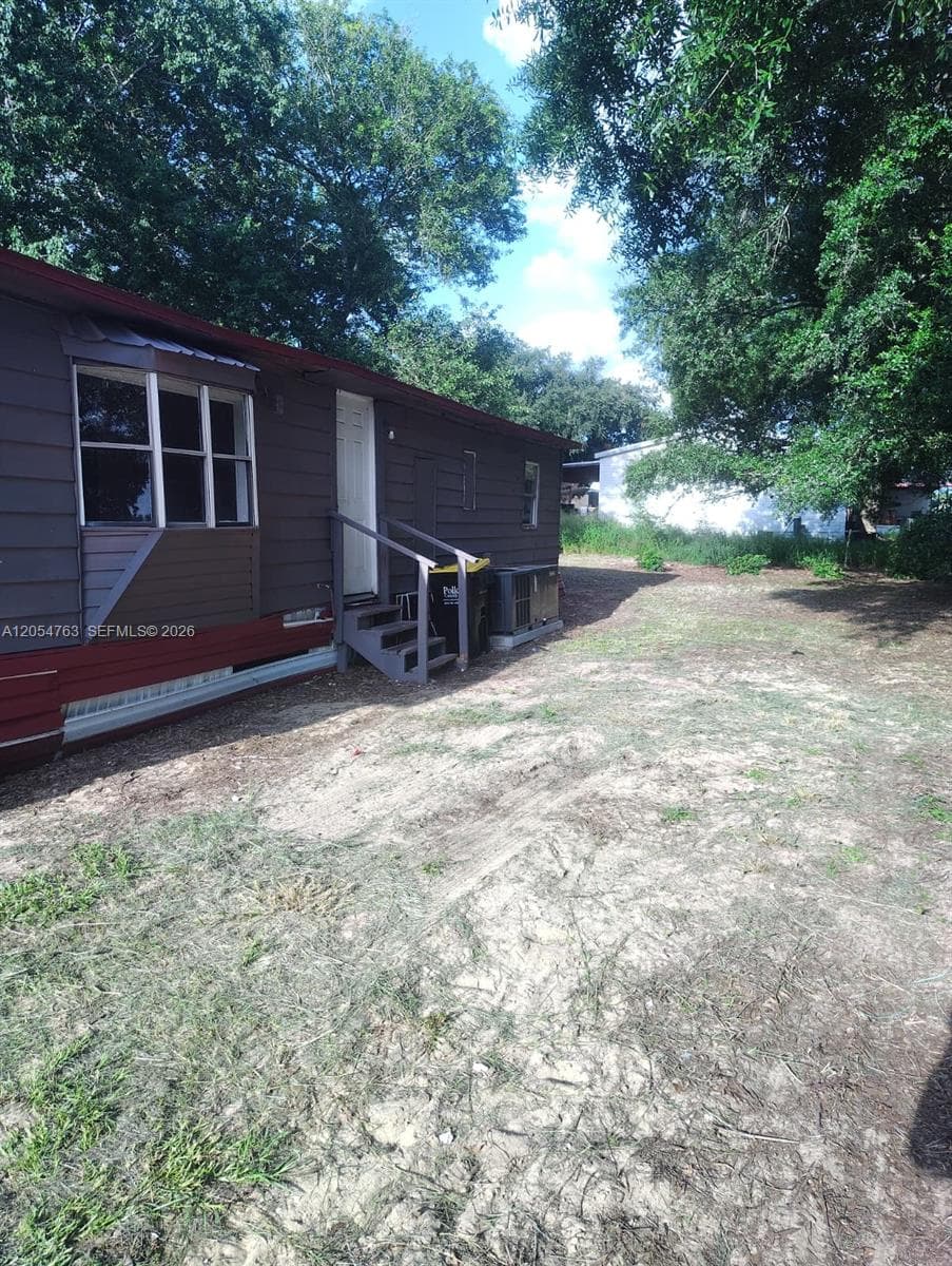 26 Candlelight Dr, Lake Wales FL 33859