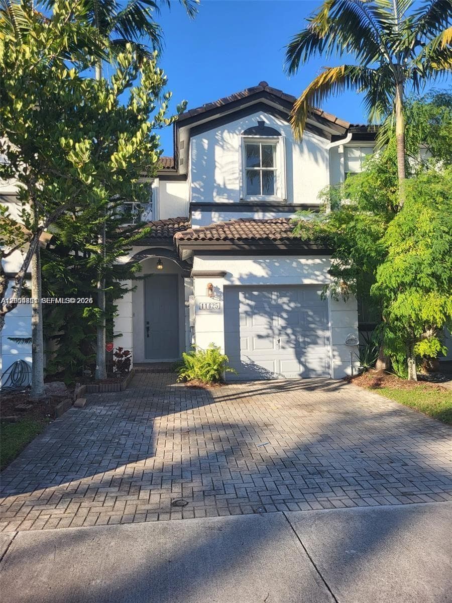11425 NW 76th Ter, Doral FL 33178