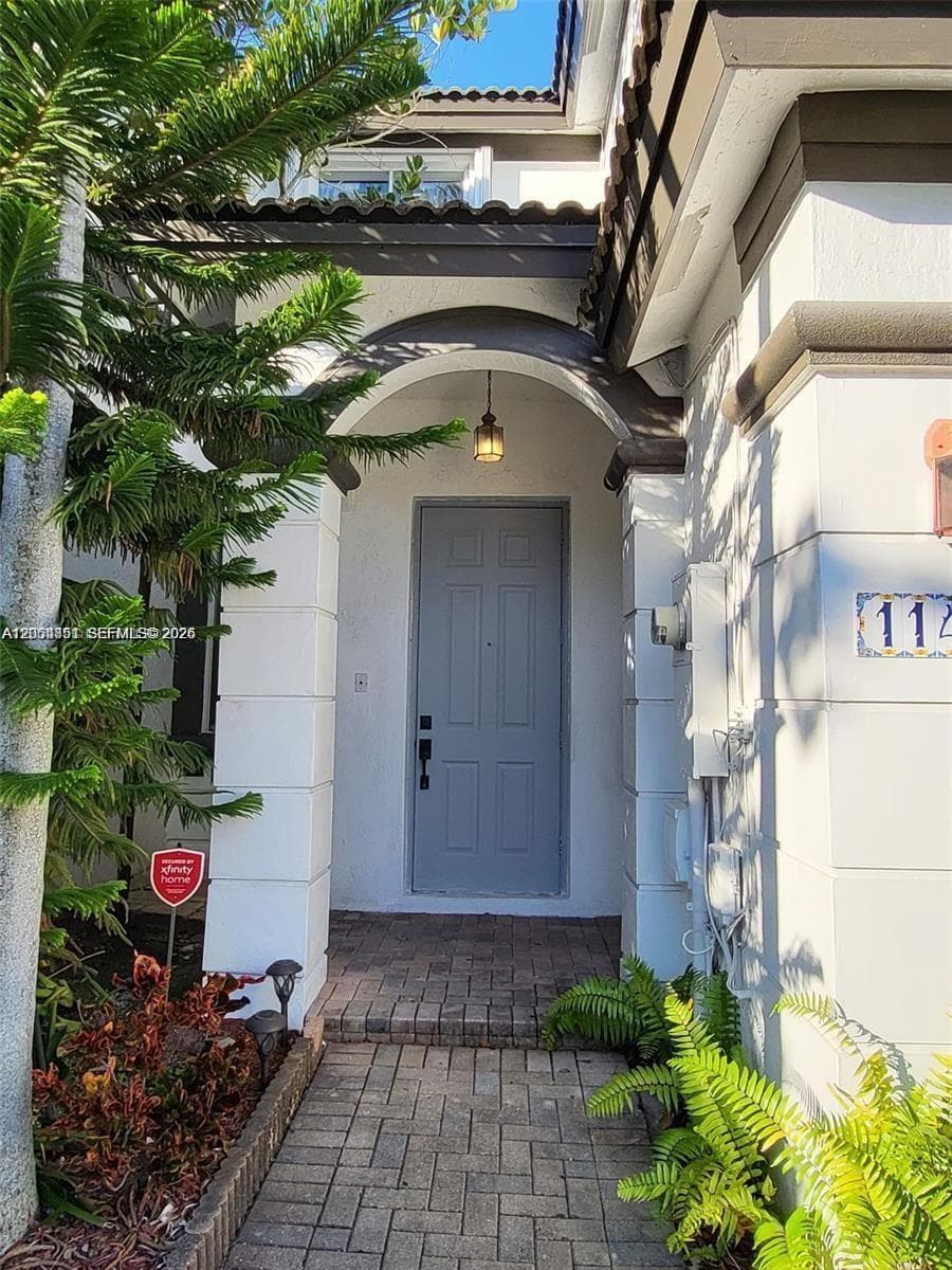 11425 NW 76th Ter, Doral FL 33178