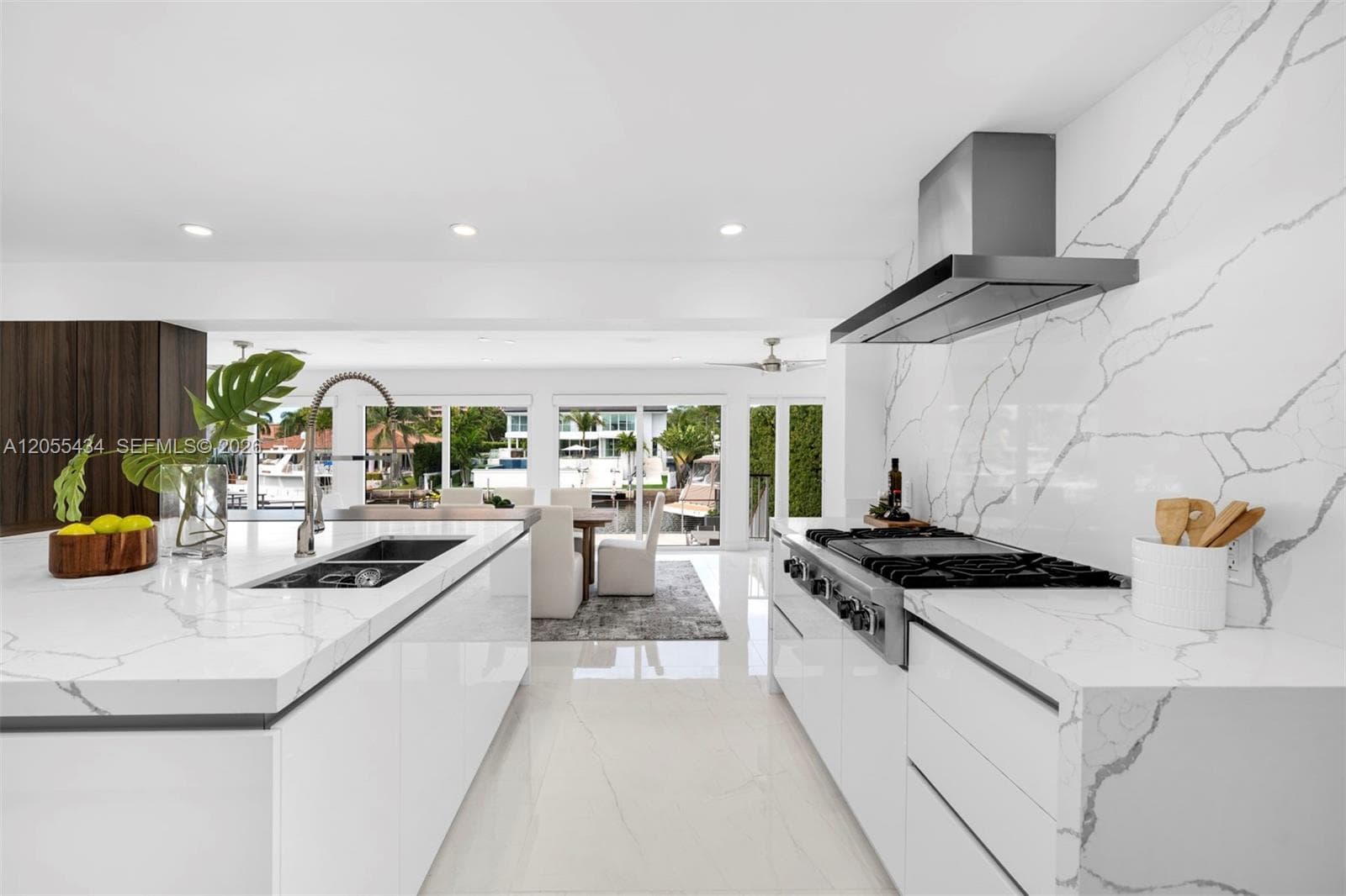 6832 Sunrise Ct, Coral Gables FL 33133