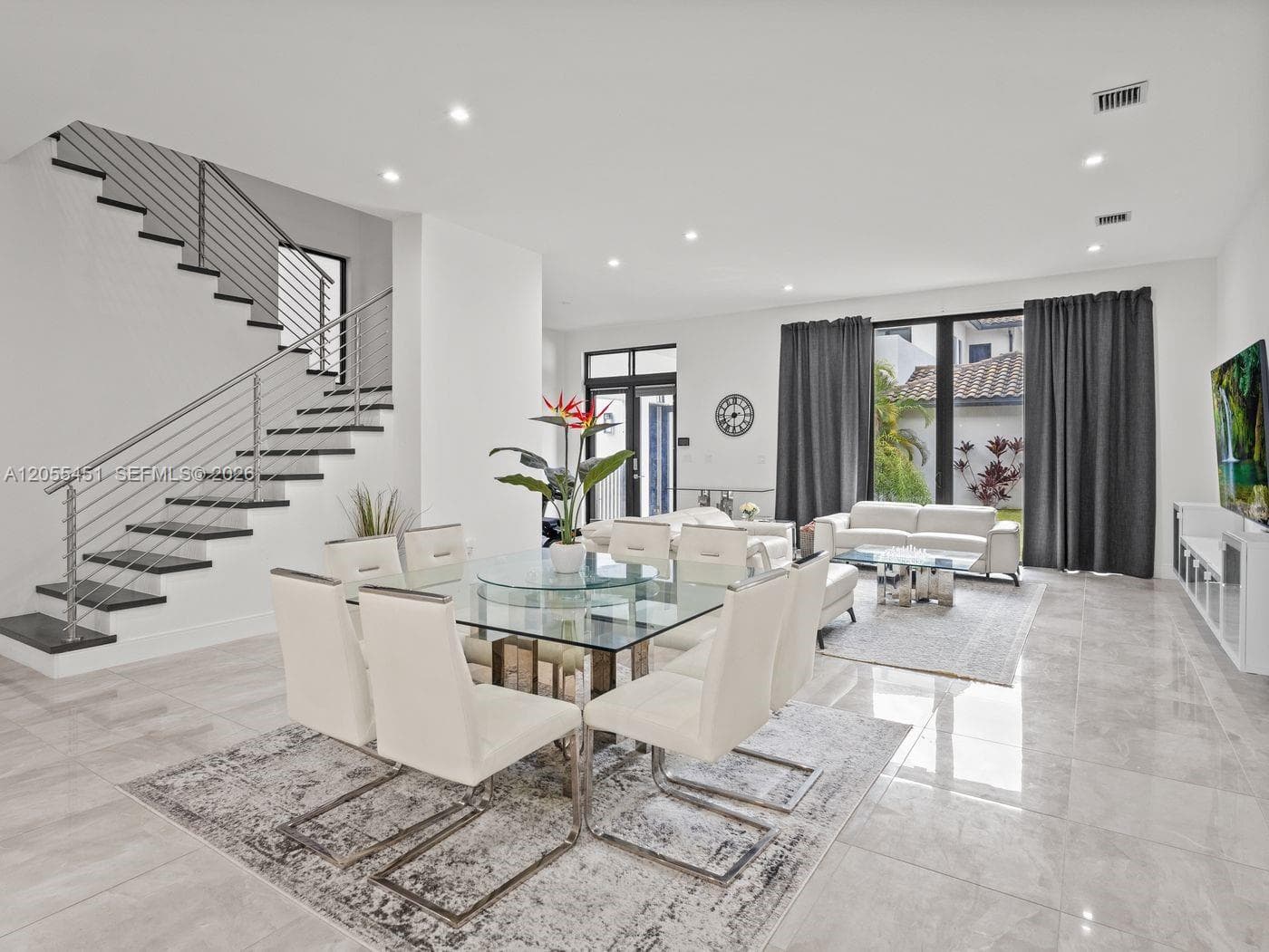 8143 NW 47th Ter, Doral FL 33166
