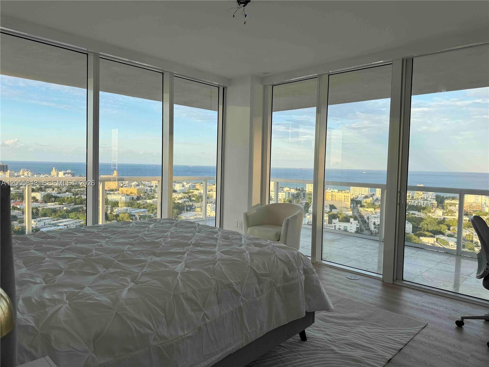 450 Alton Rd # 2610, Miami Beach FL 33139