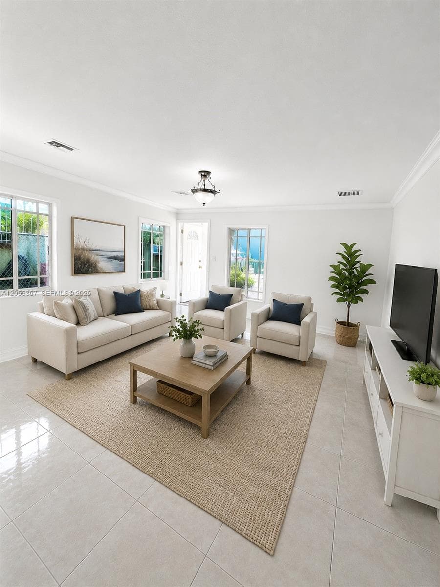 7529 NW 1st Ave, Miami FL 33150