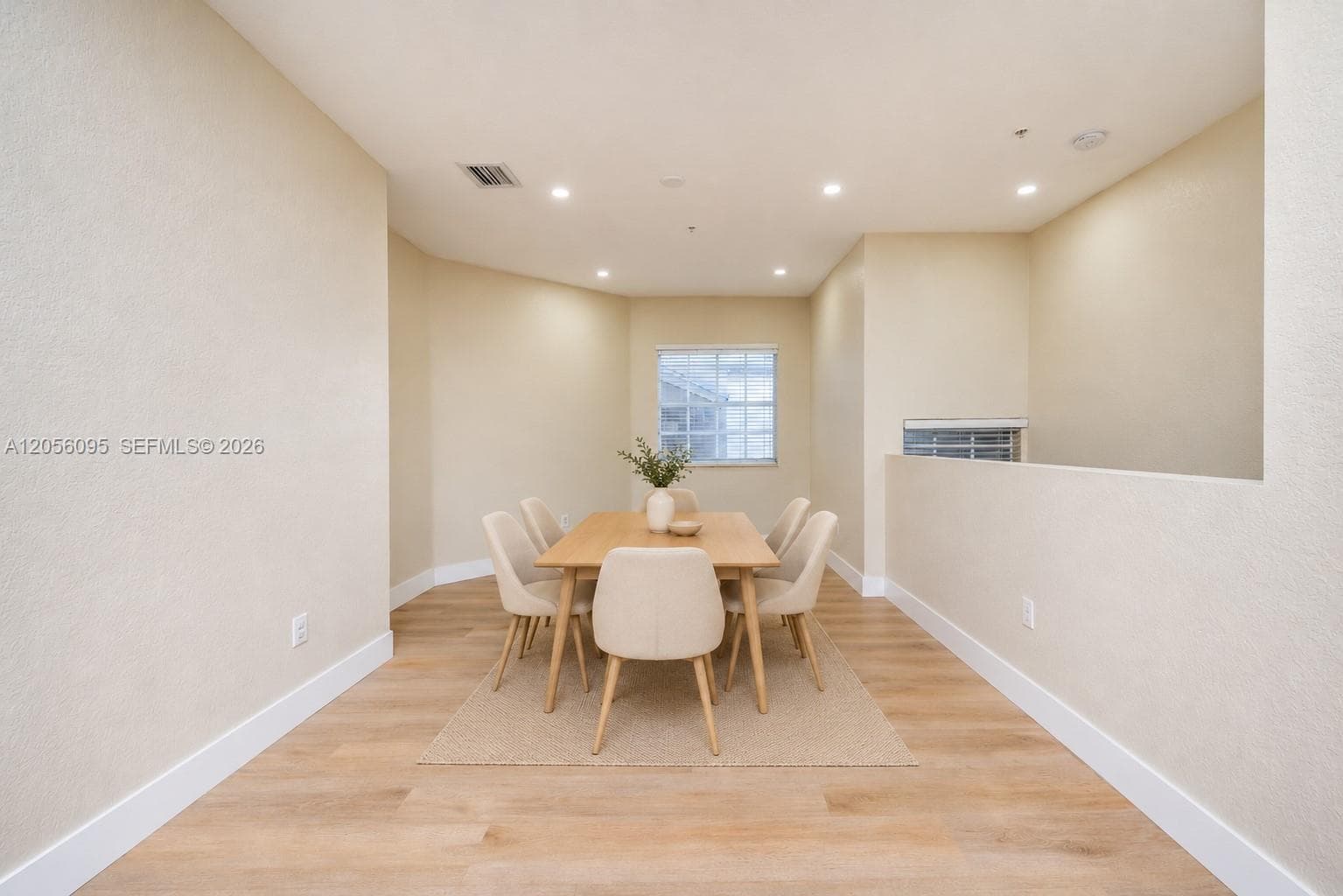 5600 NW 114th Pl # 209, Doral FL 33178