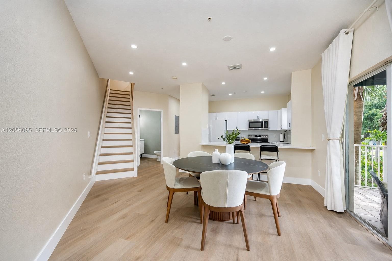 5600 NW 114th Pl # 209, Doral FL 33178