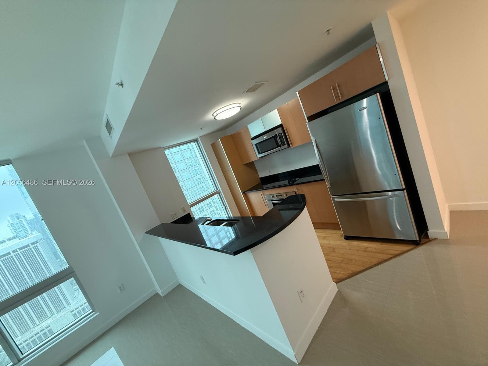 300 S Biscayne Blvd # 3301, Miami FL 33131