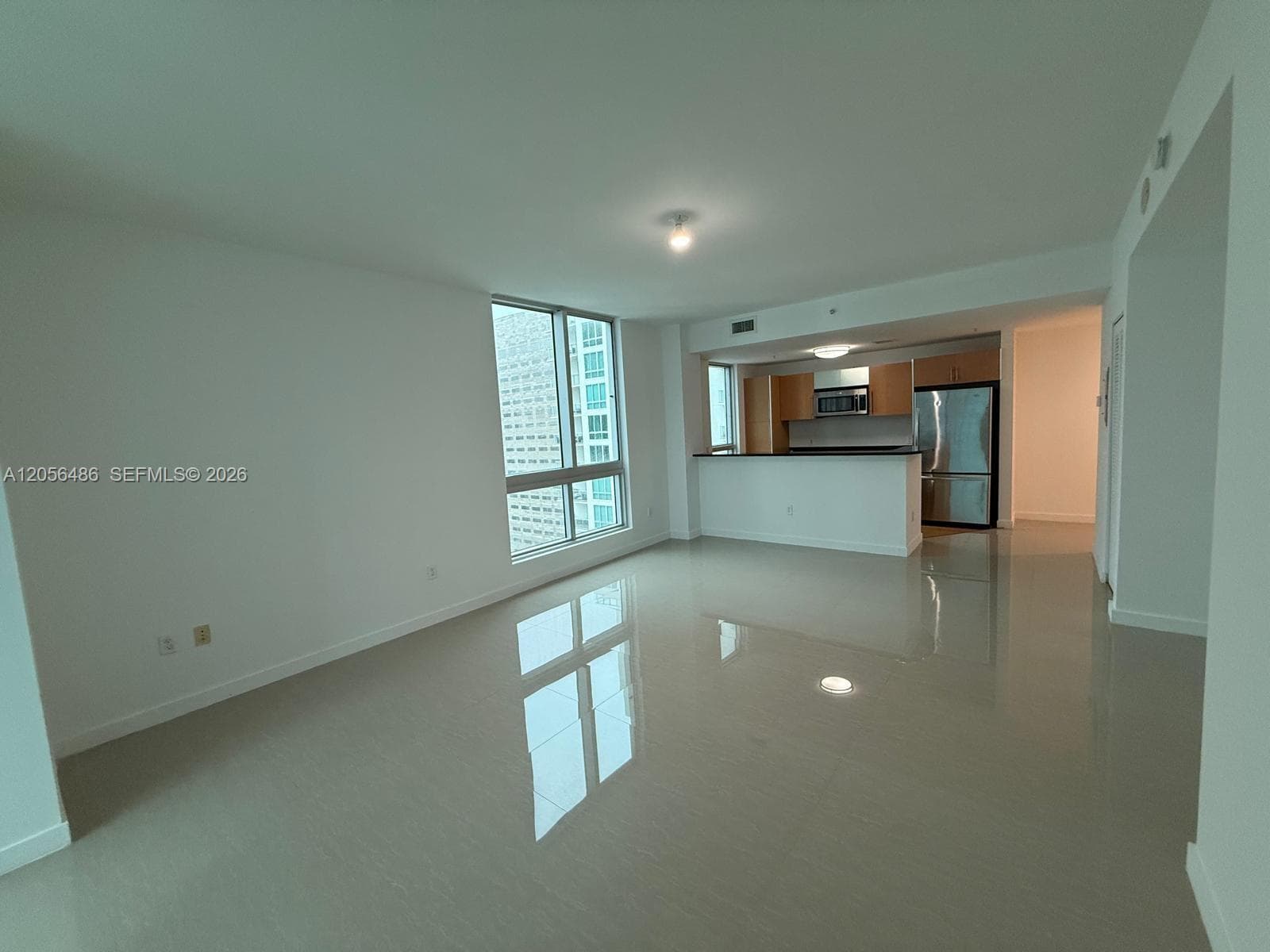300 S Biscayne Blvd # 3301, Miami FL 33131