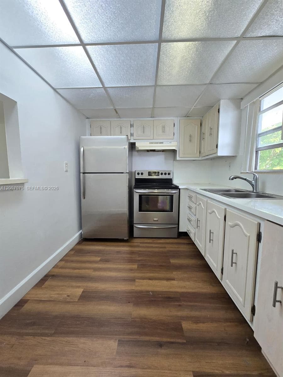9357 Fontainebleau Blvd # D420, Miami FL 33172