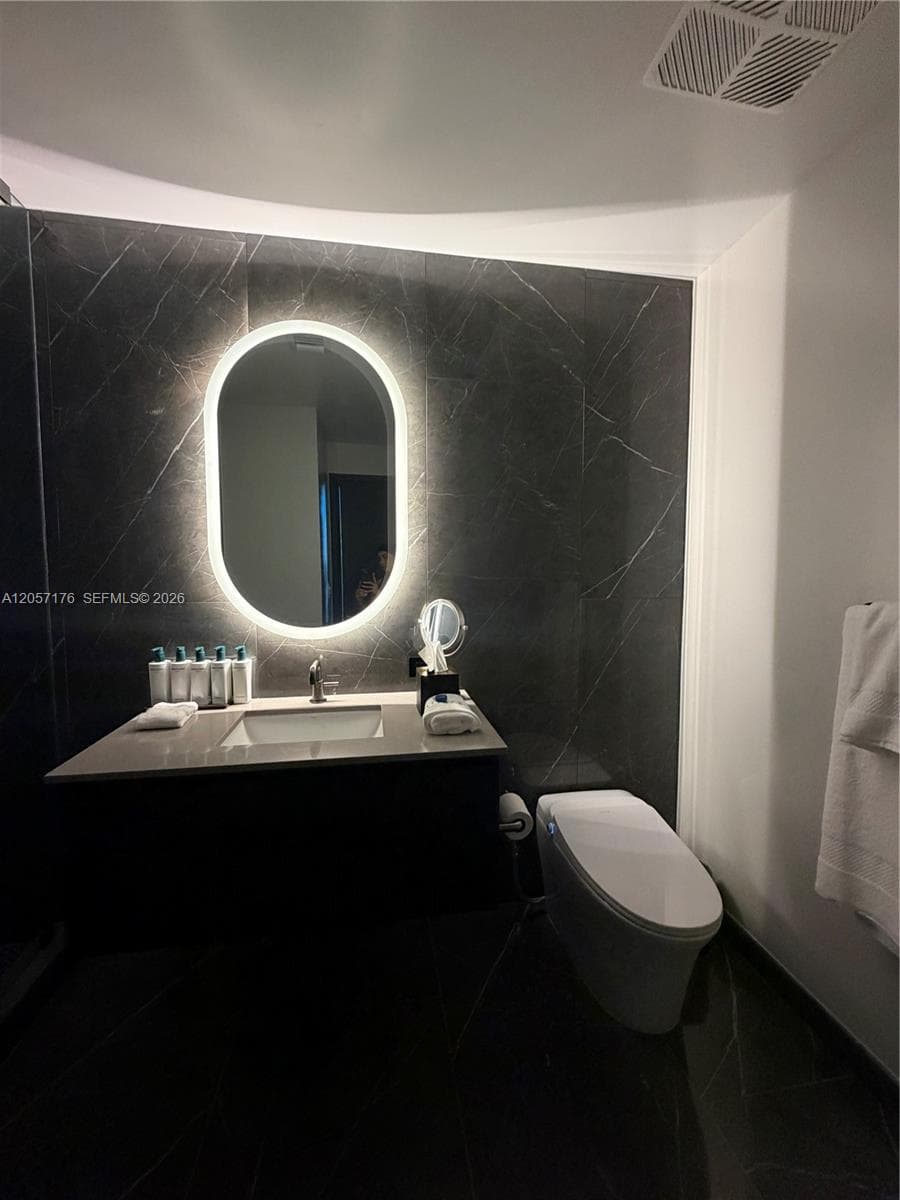 20 NE 11TH St # 3712B, Miami FL 33132