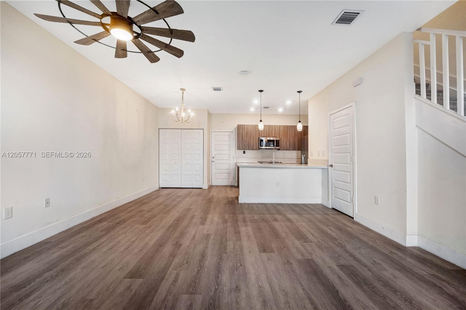 4733 NW 83rd Pkwy, Doral FL 33166