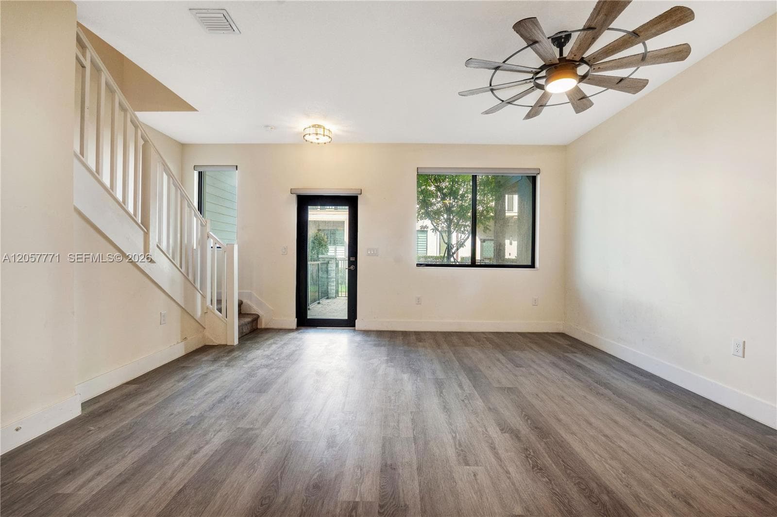 4733 NW 83rd Pkwy, Doral FL 33166