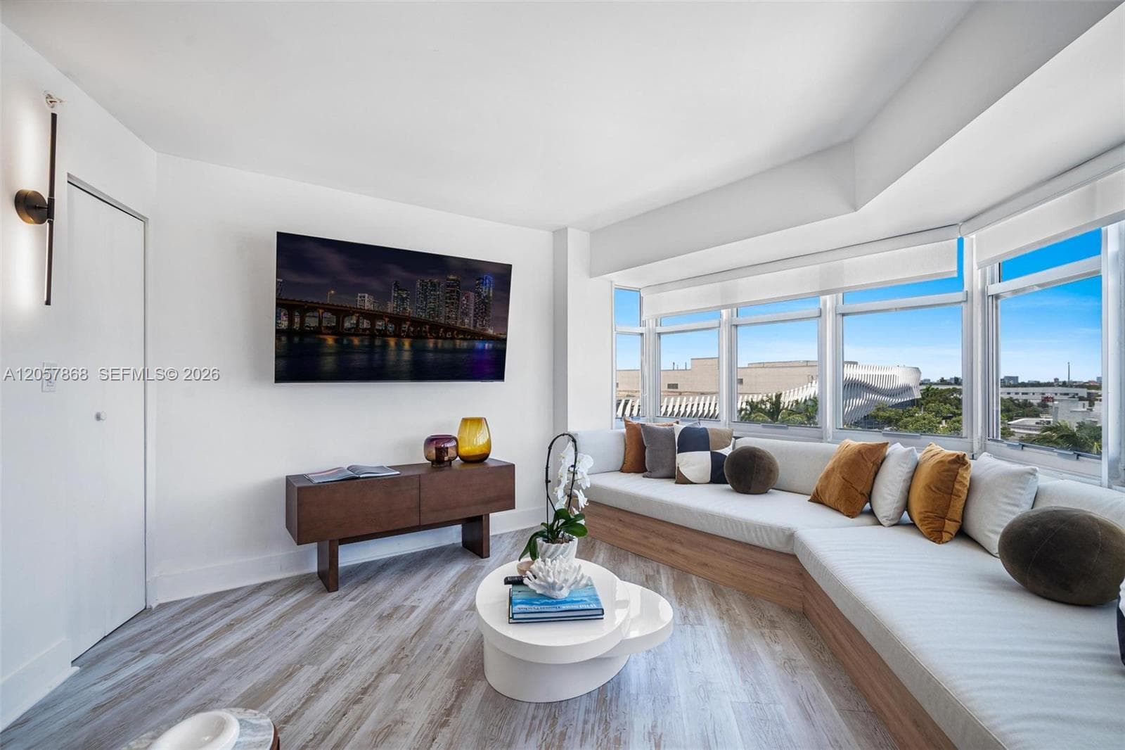 1881 Washington Ave # 8C, Miami Beach FL 33139