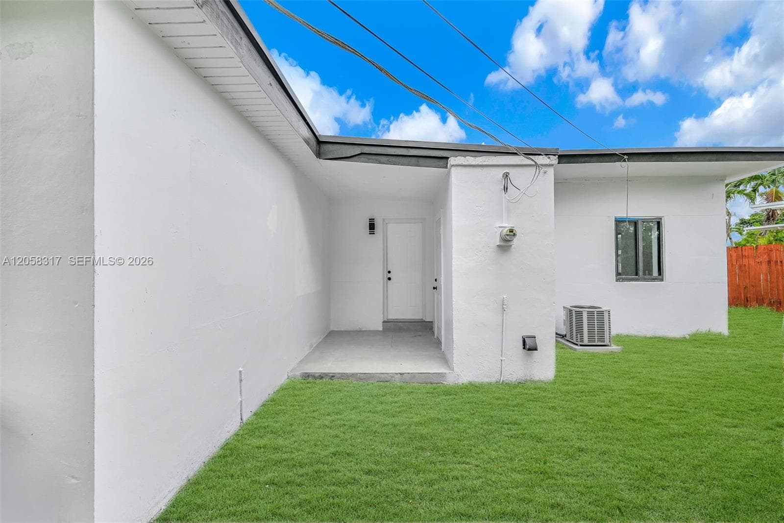 580 NW 116th Ter, Miami FL 33168