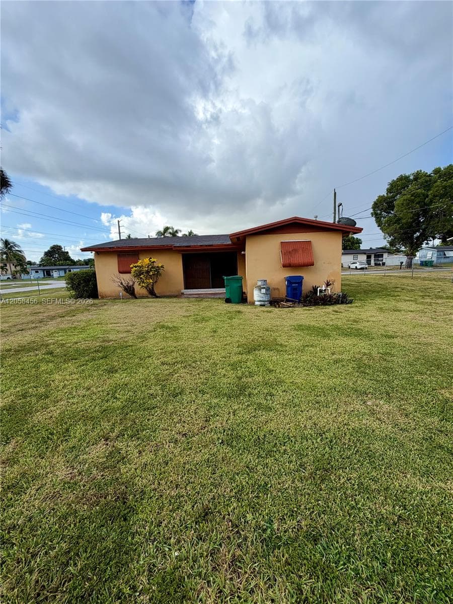 10701 SW 149th St, Miami FL 33176