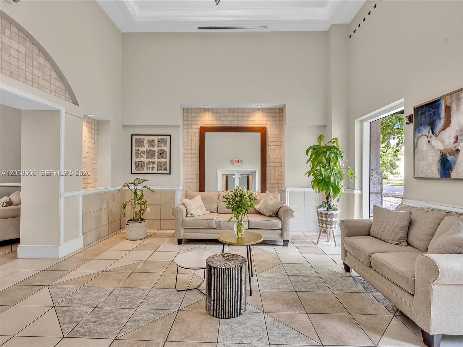 50 Menores Ave # 518, Coral Gables FL 33134