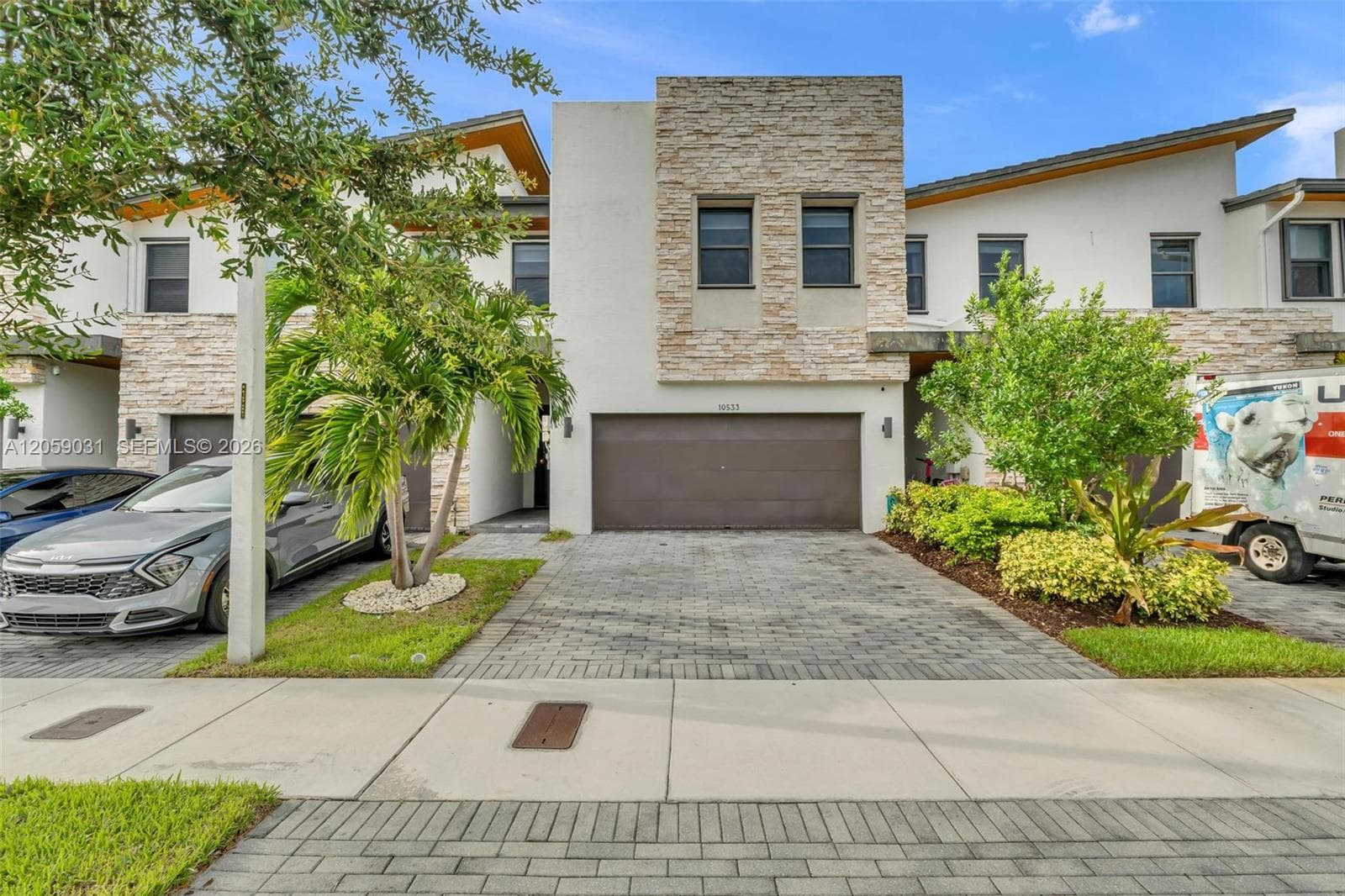 10533 NW 78th Ter, Doral FL 33178