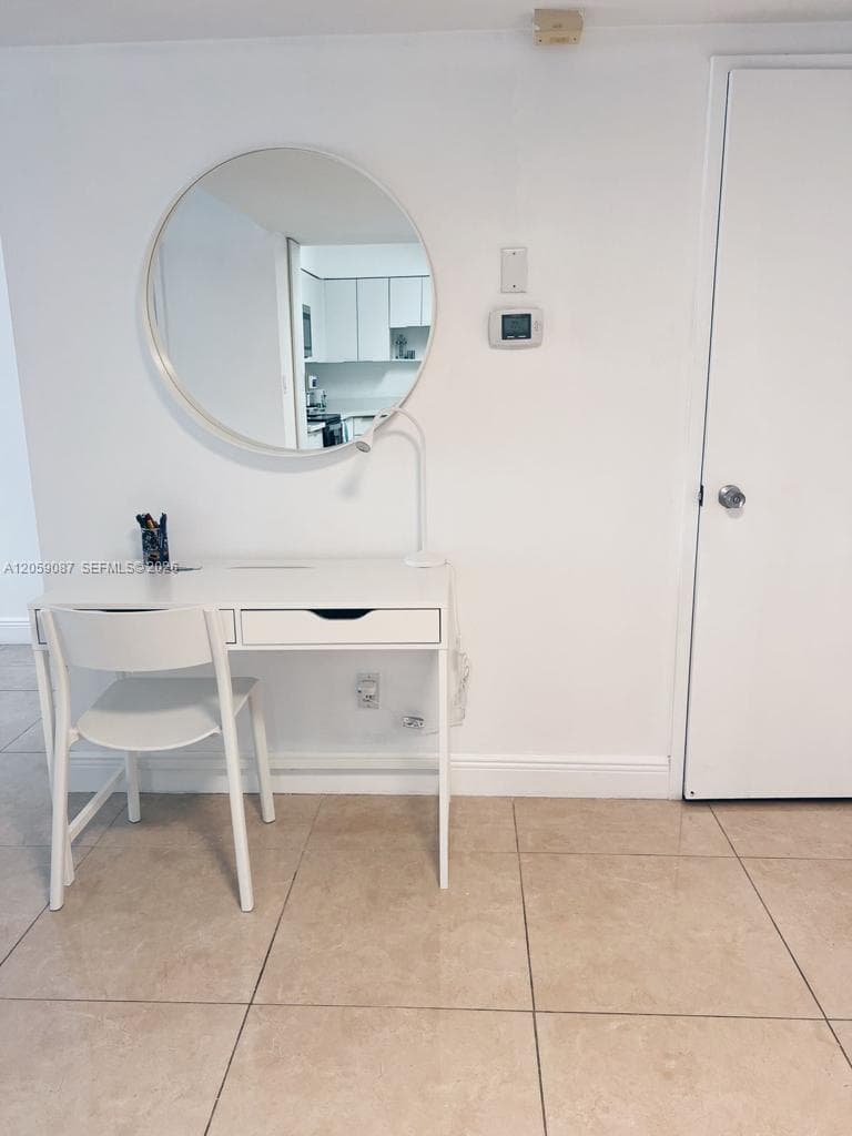 5161 Collins Ave # 1510, Miami Beach FL 33140