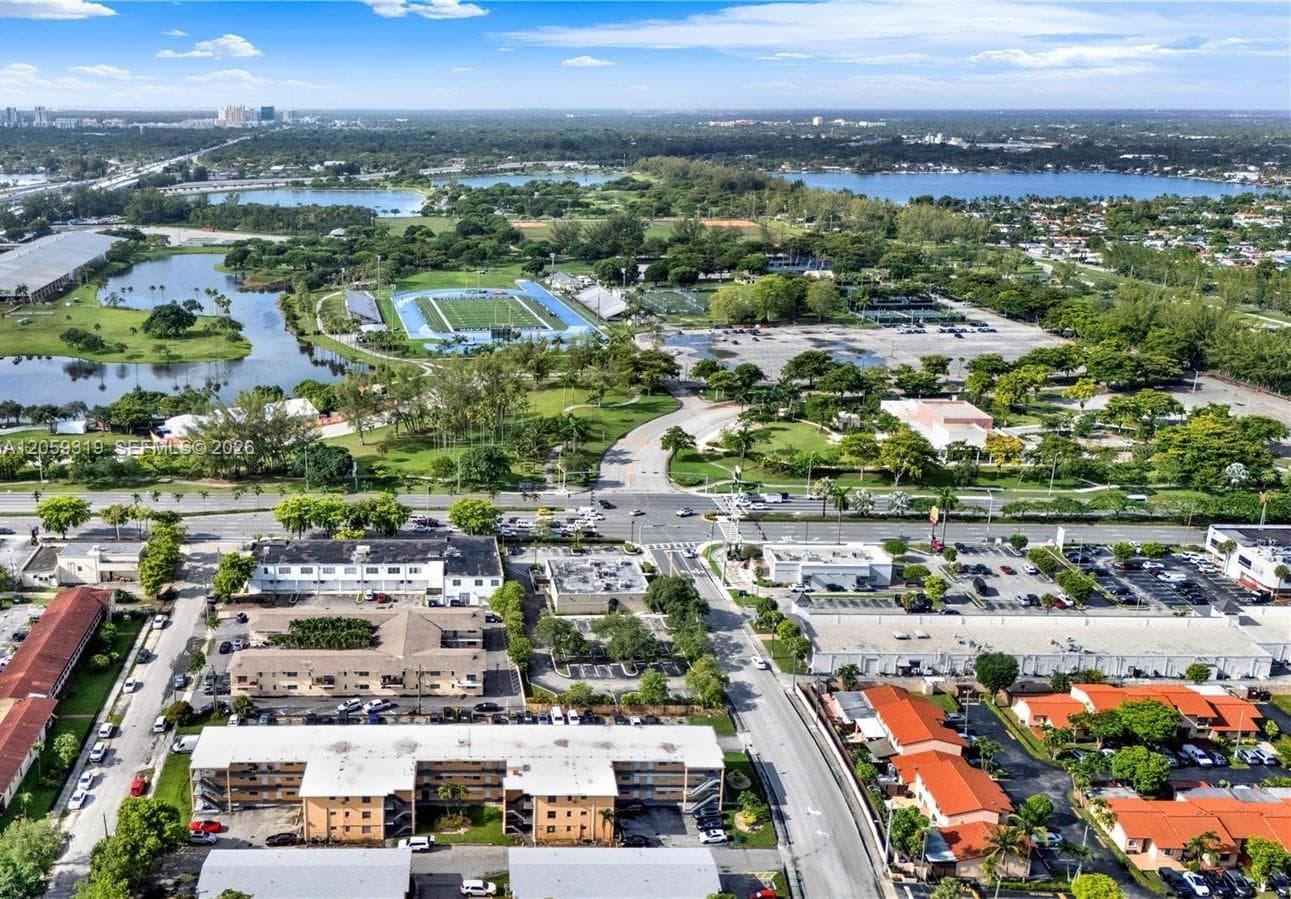 3855 SW 79th Ave # 27, Miami FL 33155