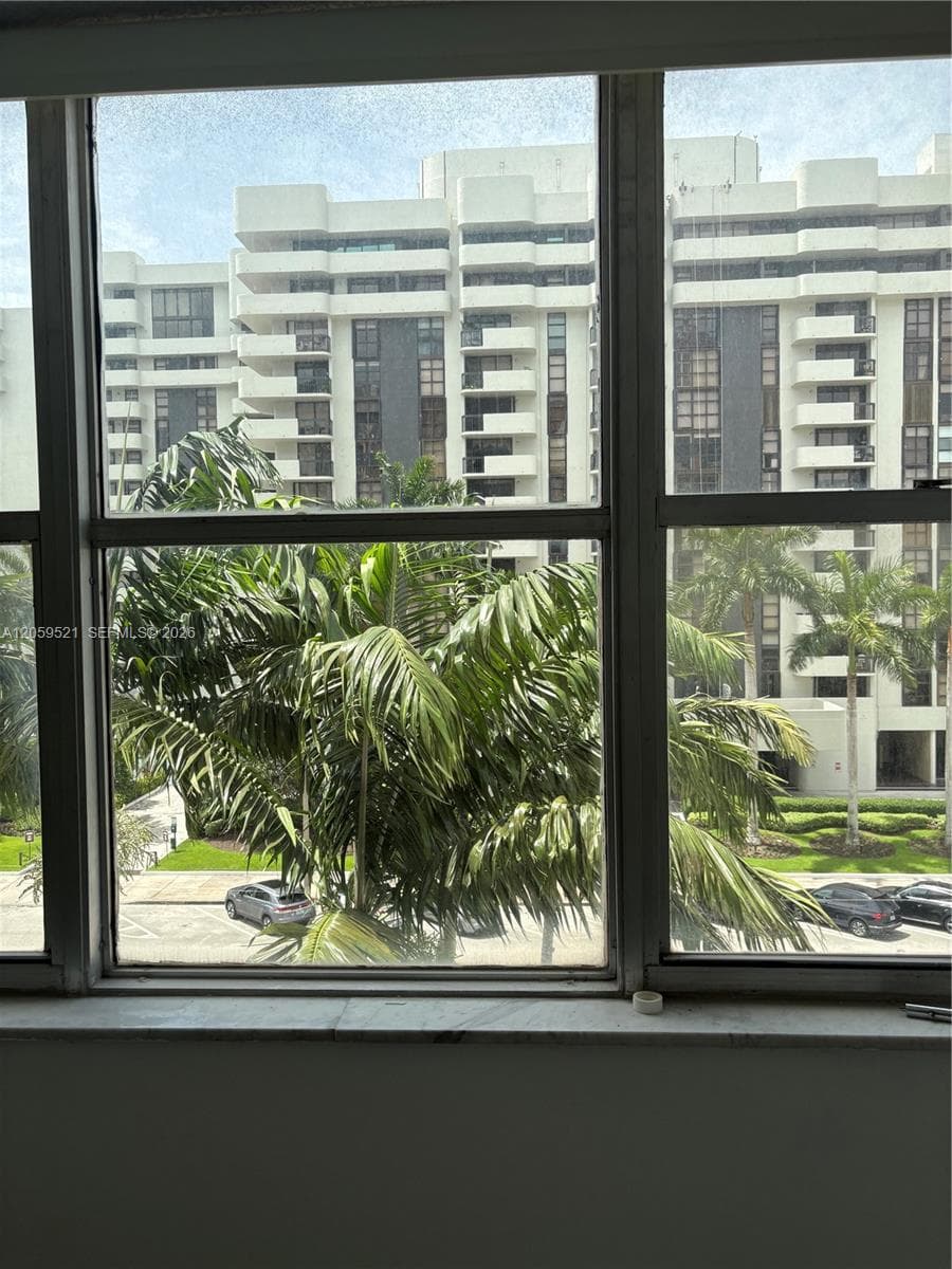 625 Biltmore Way # 501, Coral Gables FL 33134