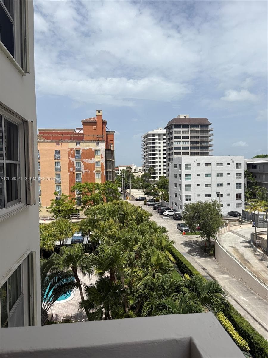 625 Biltmore Way # 501, Coral Gables FL 33134