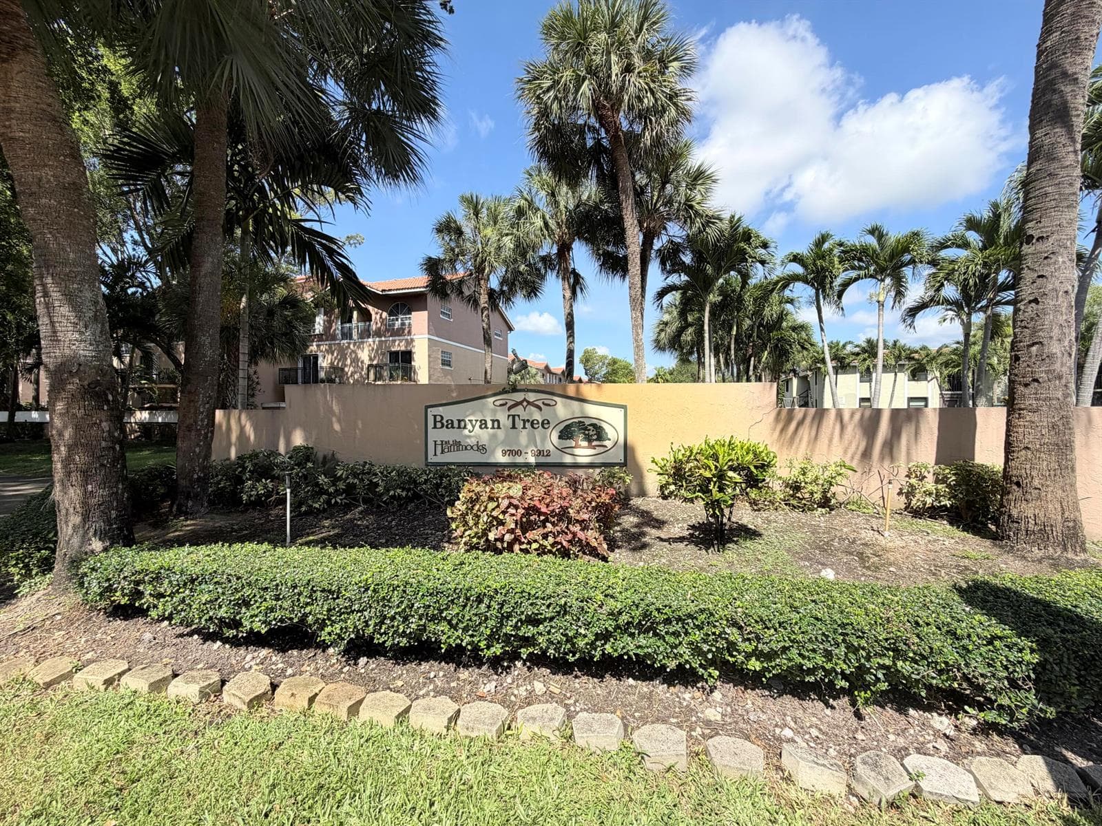 9908 HAMMOCKS Boulevard # 42, Miami FL 33196