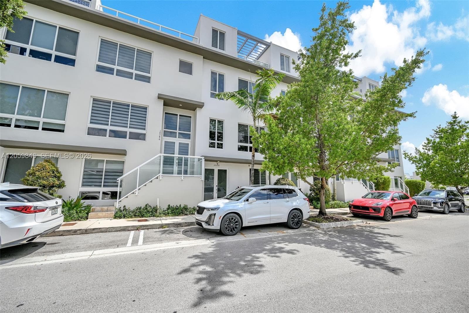 10350 NW 64th St, Doral FL 33178