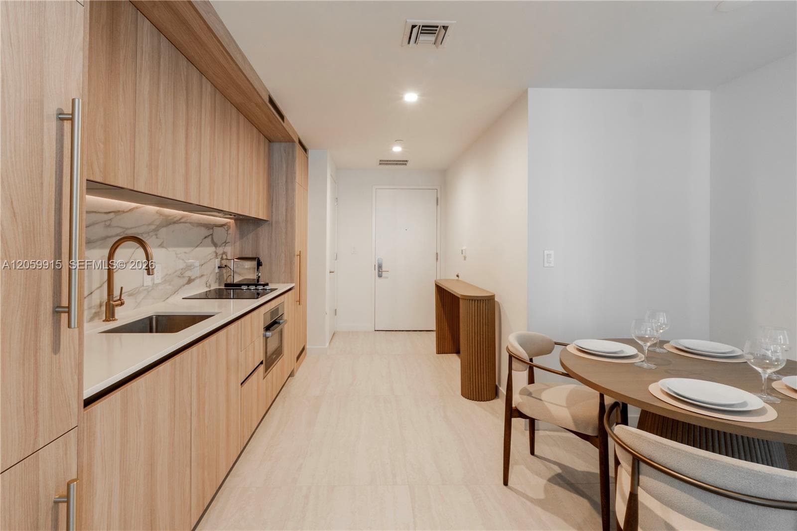 77 SE 5th St # 1910, Miami FL 33131