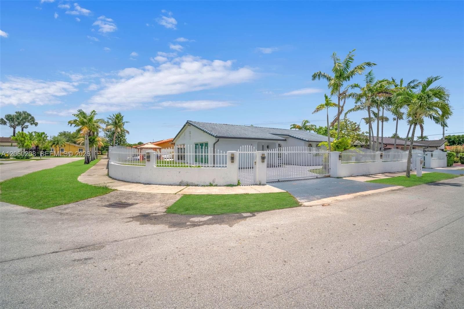 3125 SW 108th Ave, Miami FL 33165