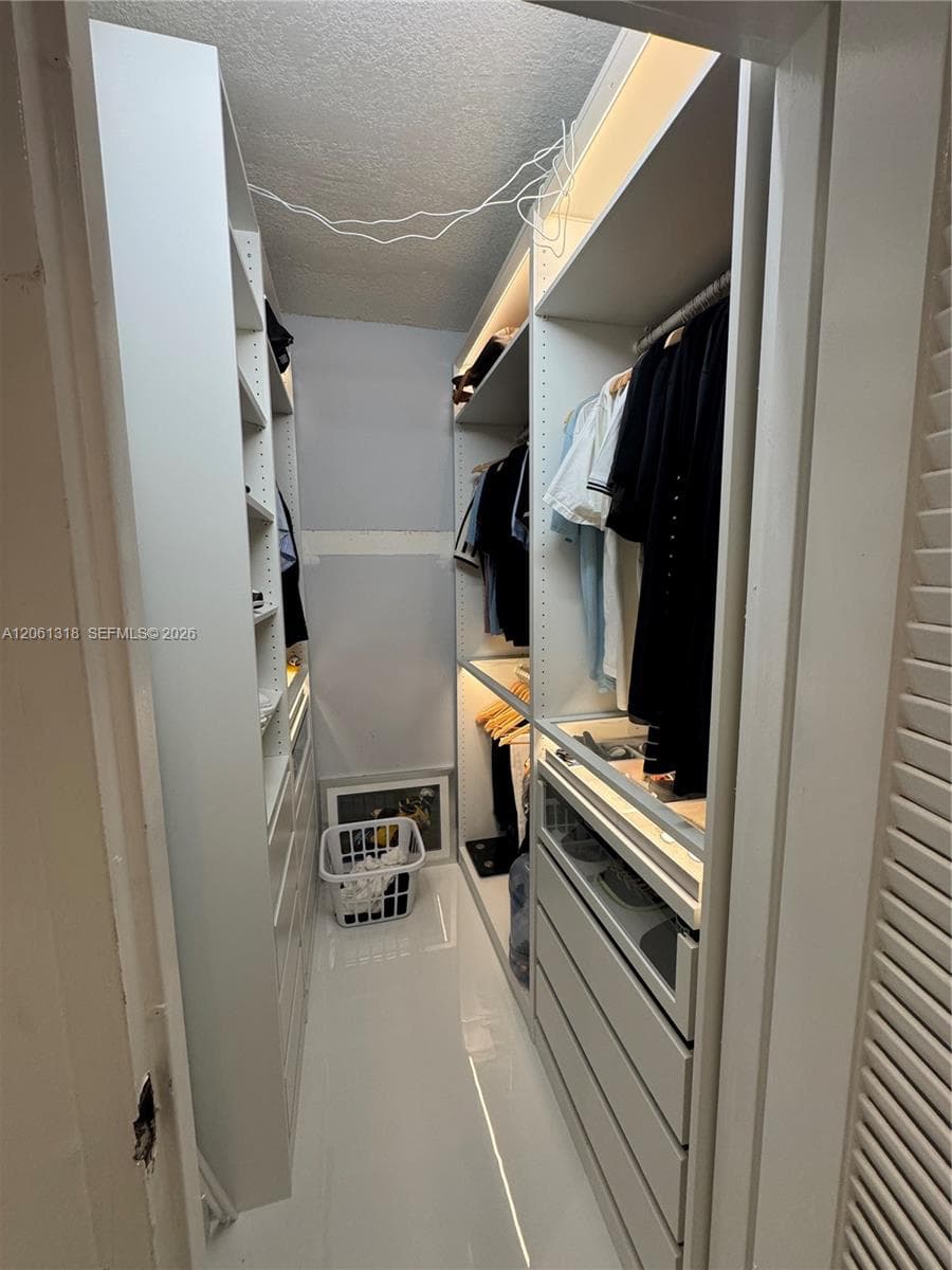 5401 Collins Ave # 334, Miami Beach FL 33140