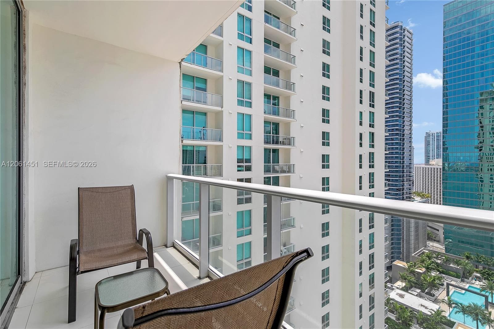 300 S Biscayne Blvd # 2309, Miami FL 33131