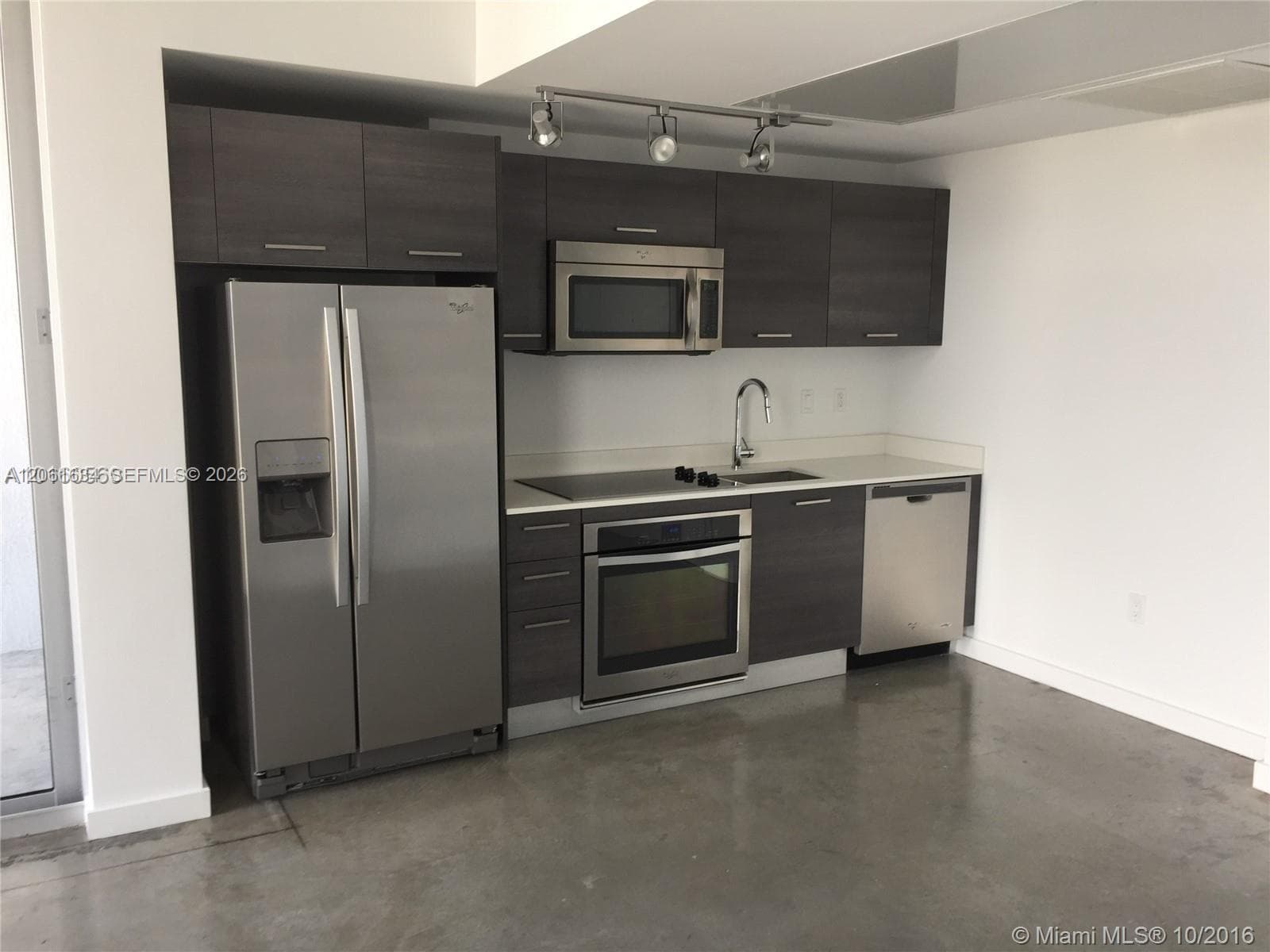 151 SE 1st St # 3404, Miami FL 33131