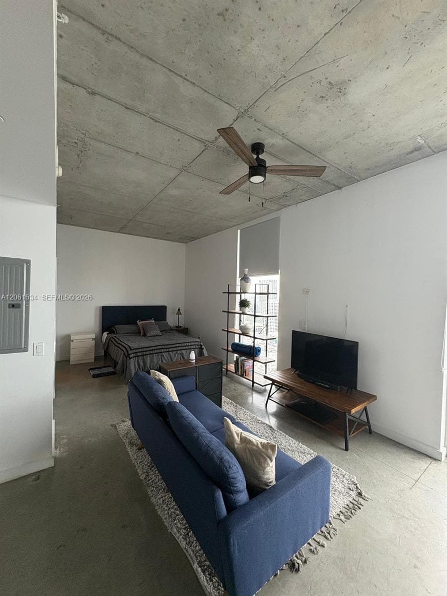 151 SE 1st St # 3404, Miami FL 33131