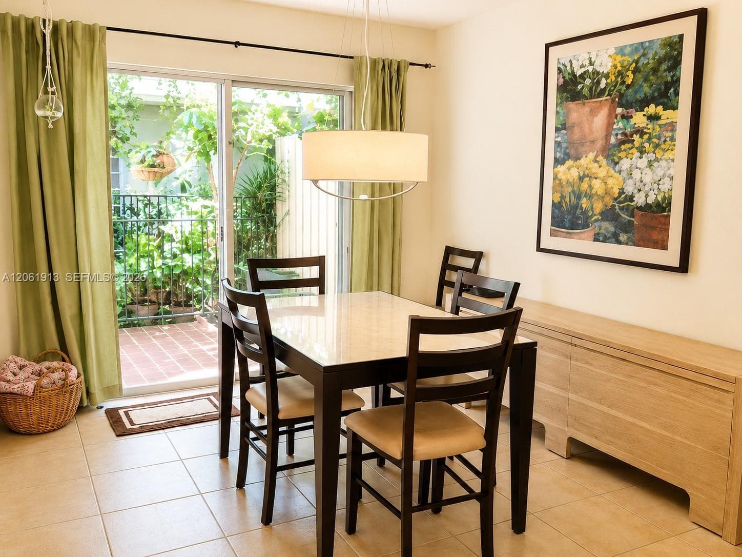 224 Sea View Dr # 104, Key Biscayne FL 33149