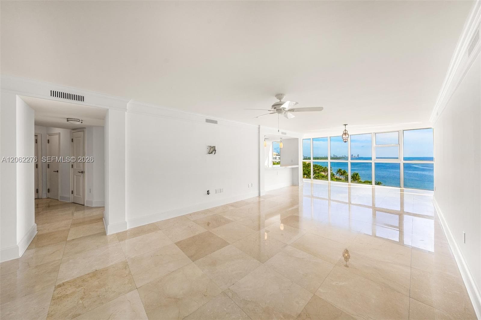 600 Grapetree Dr, Key Biscayne FL 33149