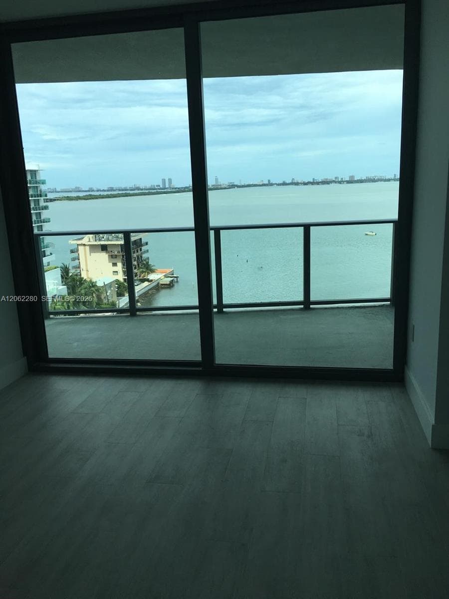 460 NE 28th St # 906, Miami FL 33137