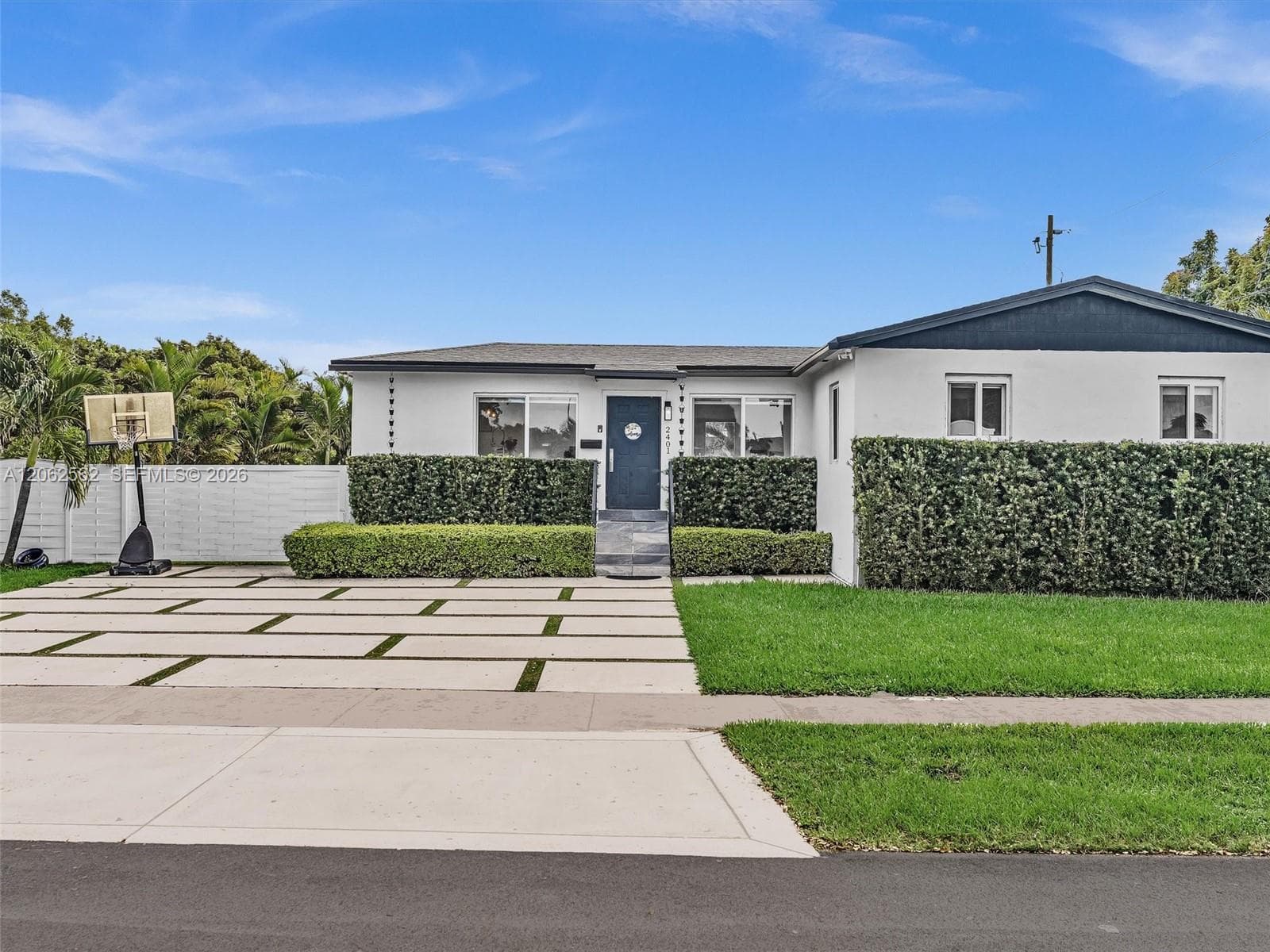 2401 SW 83rd Ave, Miami FL 33155