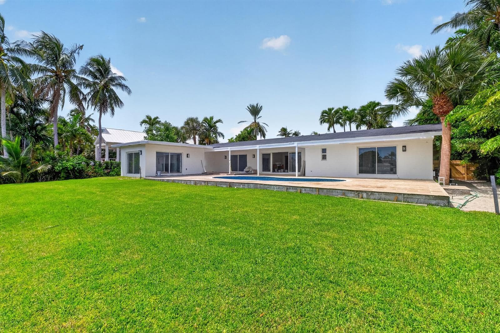 631 N Mashta Drive, Key Biscayne FL 33149