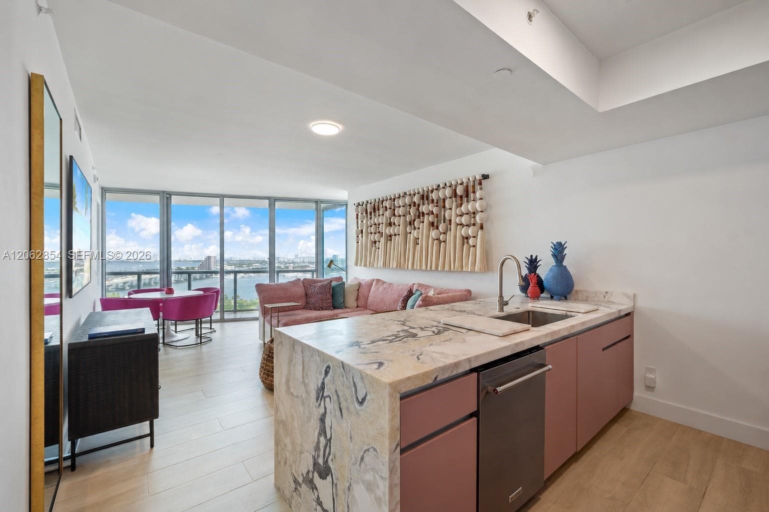 888 Biscayne Blvd # 2009, Miami FL 33132